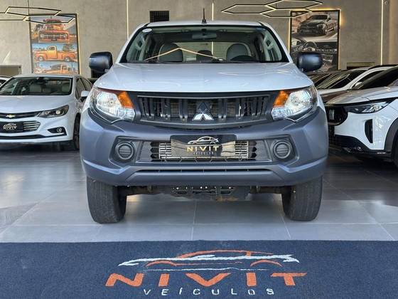 MITSUBISHI L200 TRITON 2.4 16V TURBO DIESEL GL CD 4X4 MANUAL